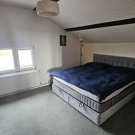 Apartment Mansarda Deluxe 90 M2 Craiova