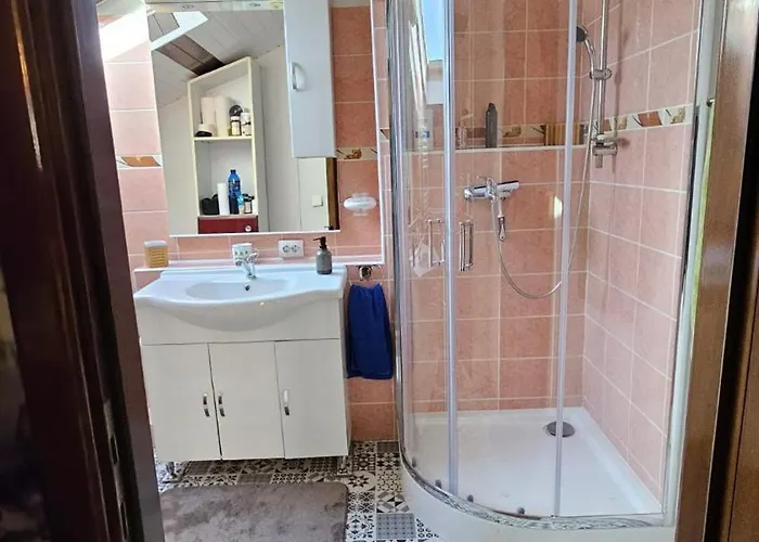 Mansarda Deluxe 90 M2 Apartman